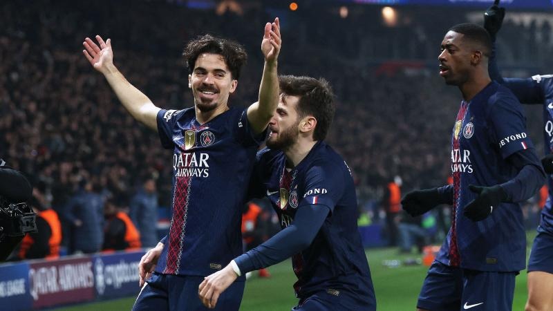 [德甲]布兰特横传助攻 吉拉西打空门得手